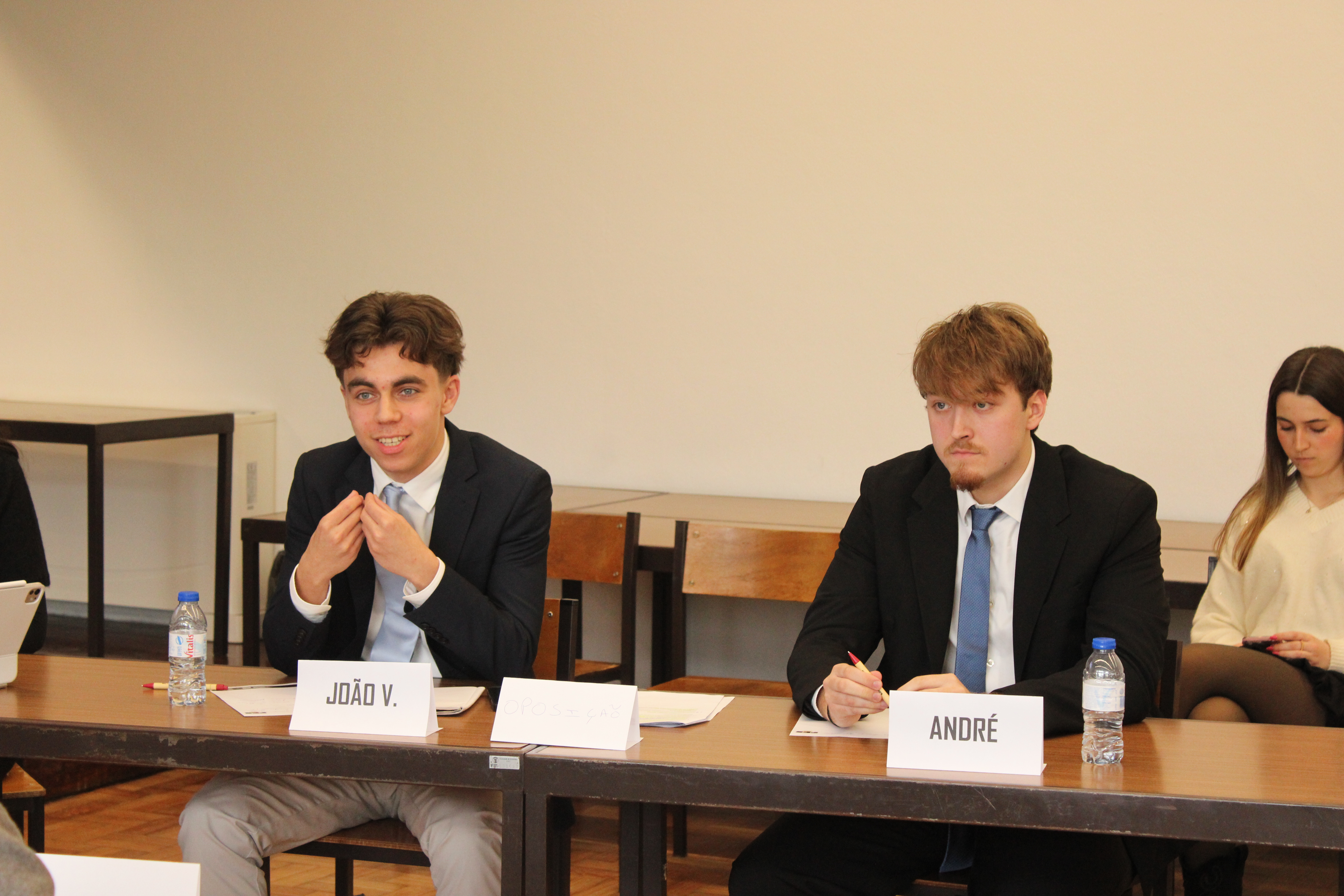 Debate 4