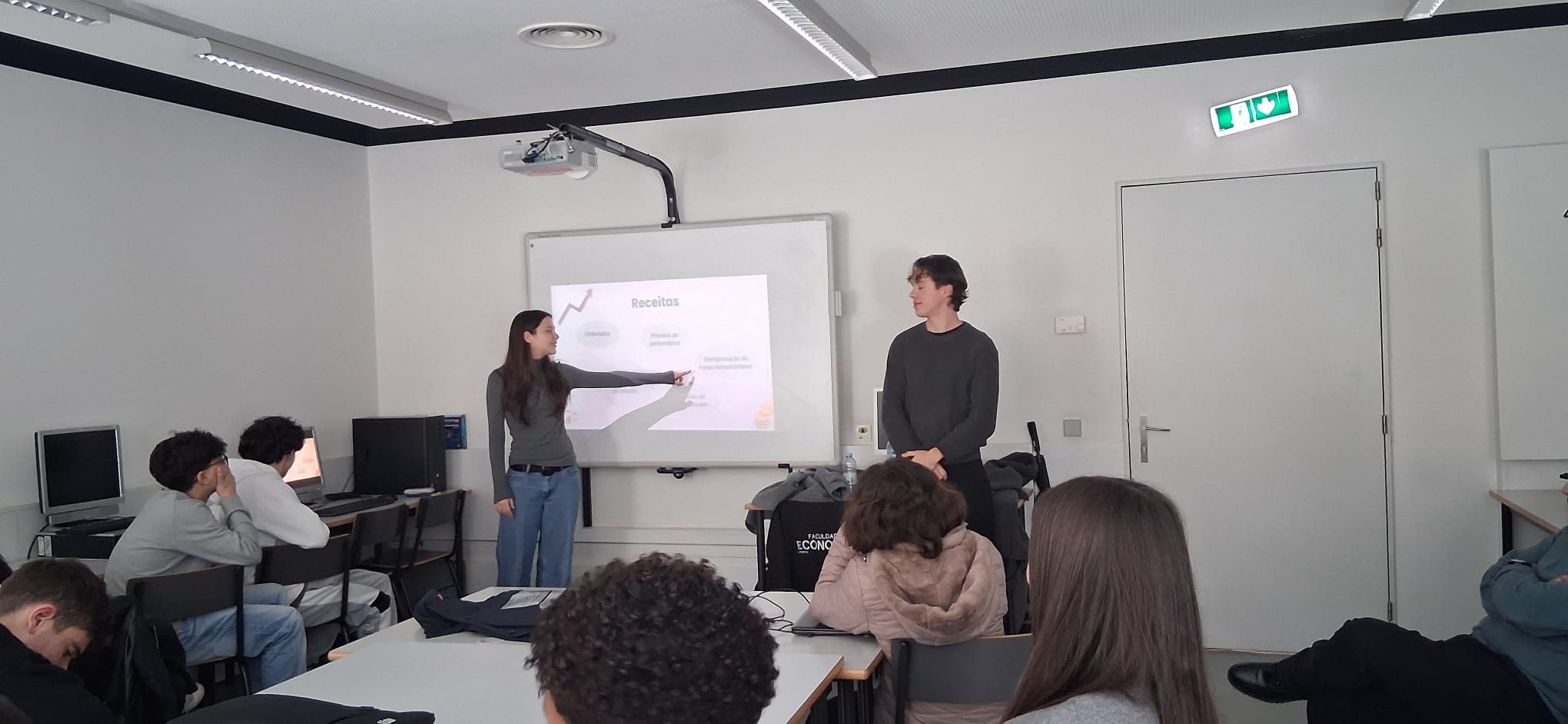 À Economia Com - Evento 4